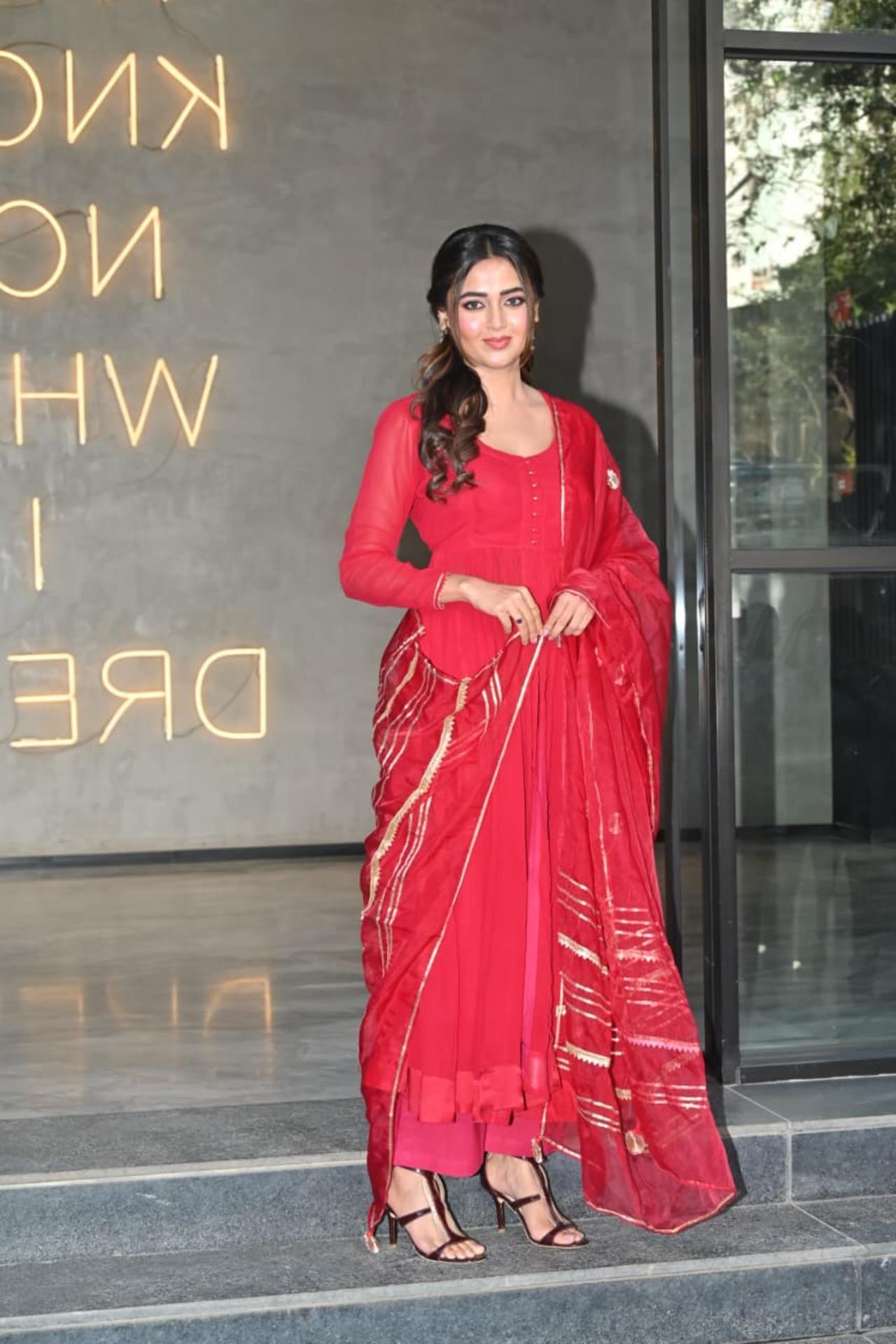 Tejasswi Prakash was also seen at Excel Entertainment for the promotions of Psycho Saiyaan.